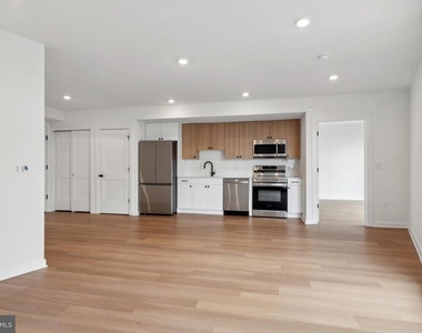 828 N 2nd Street - Photo Thumbnail 39