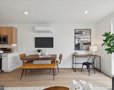 828 N 2nd Street - Photo Thumbnail 24