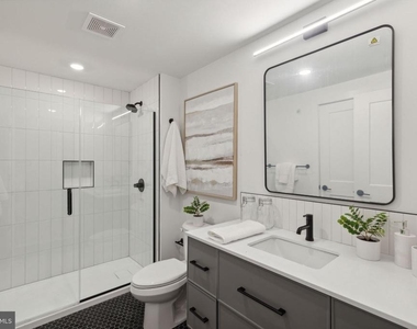 828 N 2nd Street - Photo Thumbnail 17