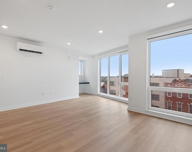 828 N 2nd Street - Photo Thumbnail 14
