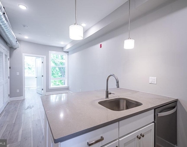 1020 S 53rd Street - Photo Thumbnail 2