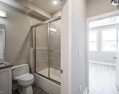 1020 S 53rd Street - Photo Thumbnail 5