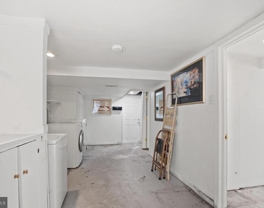 9878 Garvey Drive - Photo Thumbnail 10
