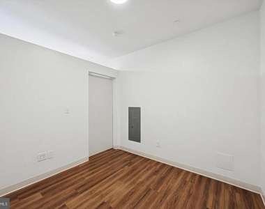 4240 Chestnut Street - Photo Thumbnail 22