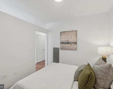 4240 Chestnut Street - Photo Thumbnail 14