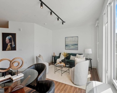 4240 Chestnut Street - Photo Thumbnail 7