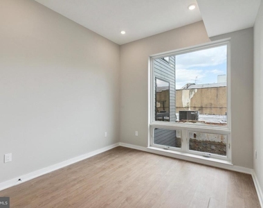 308 W Chelten Avenue - Photo Thumbnail 10