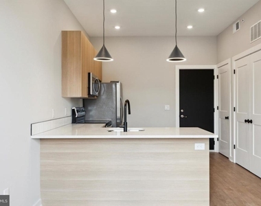 308 W Chelten Avenue - Photo Thumbnail 5