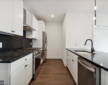 2636 E York St - Photo Thumbnail 1