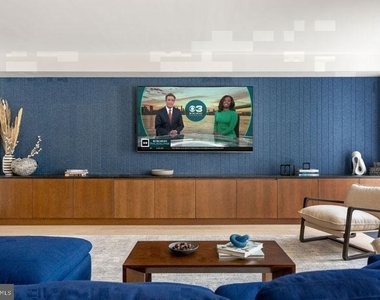 210 S 12th Street - Photo Thumbnail 38
