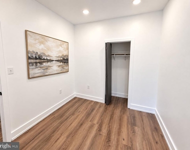 1929 N Patton Street - Photo Thumbnail 9