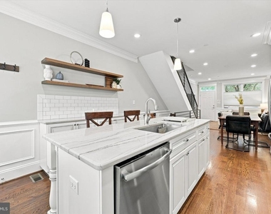 2138 Kater Street - Photo Thumbnail 6