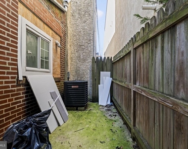 844 S 3rd - Photo Thumbnail 3