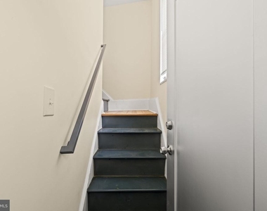844 S 3rd - Photo Thumbnail 15