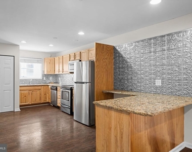 2054 Sansom Street - Photo Thumbnail 1