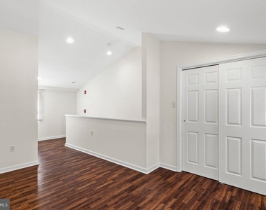 2054 Sansom Street - Photo Thumbnail 17