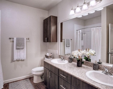 7880 Highway 290 W - Photo Thumbnail 4