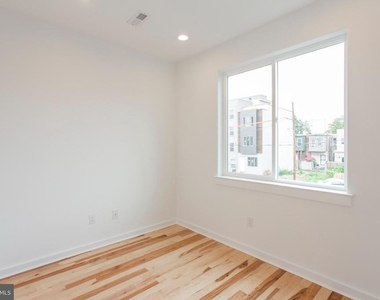 2611 Titan Street - Photo Thumbnail 17