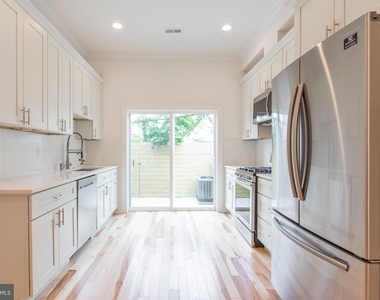 2611 Titan Street - Photo Thumbnail 7