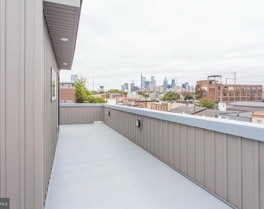 2611 Titan Street - Photo Thumbnail 32