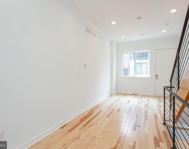 2611 Titan Street - Photo Thumbnail 4