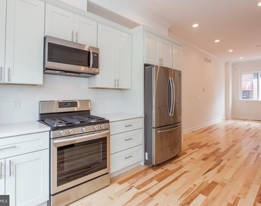 2611 Titan Street - Photo Thumbnail 10