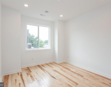 2611 Titan Street - Photo Thumbnail 26