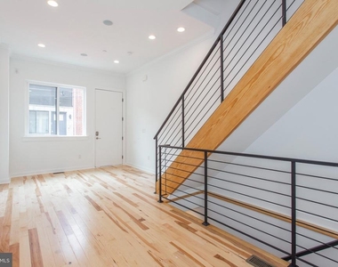 2611 Titan Street - Photo Thumbnail 5