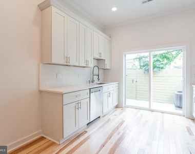 2611 Titan Street - Photo Thumbnail 8