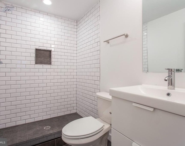 2611 Titan Street - Photo Thumbnail 14