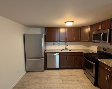 865 N Fallon Street - Photo Thumbnail 4