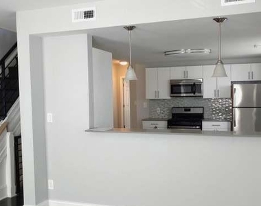 4529 Wilde Street - Photo Thumbnail 3