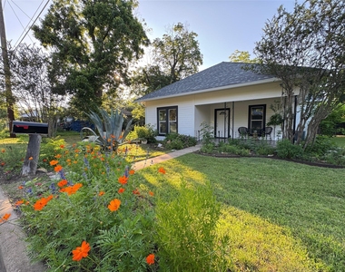 302 E Brenham St - Photo Thumbnail 35
