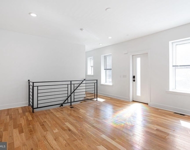1500 N 26th Street - Photo Thumbnail 2