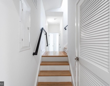 1500 N 26th Street - Photo Thumbnail 17