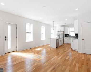 1500 N 26th Street - Photo Thumbnail 3
