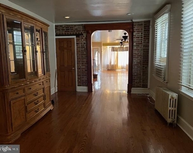 2429 E Huntingdon Street - Photo Thumbnail 3