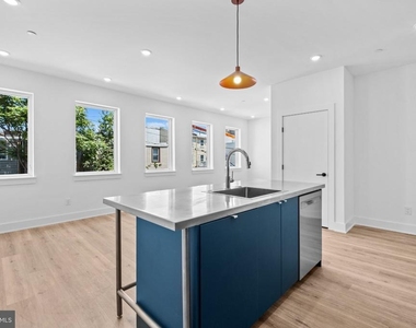 2456 Frankford Avenue - Photo Thumbnail 17