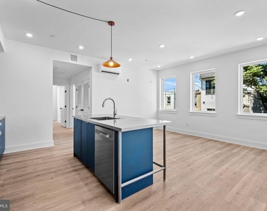 2456 Frankford Avenue - Photo Thumbnail 18