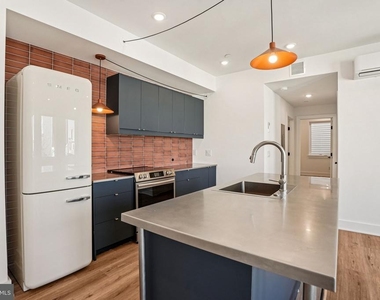 2456 Frankford Avenue - Photo Thumbnail 19