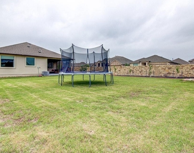 16800 Marcello Dr - Photo Thumbnail 23