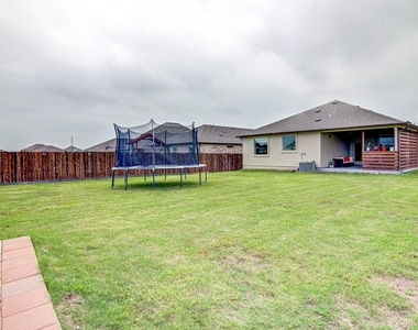 16800 Marcello Dr - Photo Thumbnail 22