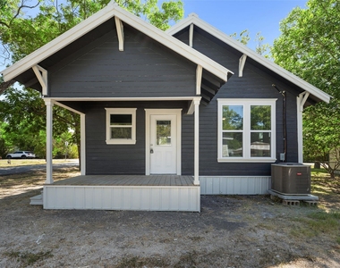 400 S Roswell St - Photo Thumbnail 25