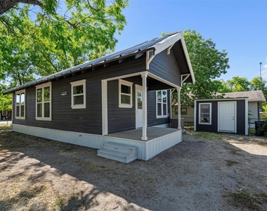 400 S Roswell St - Photo Thumbnail 27