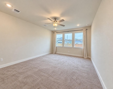 19124 Moreland Ln - Photo Thumbnail 14