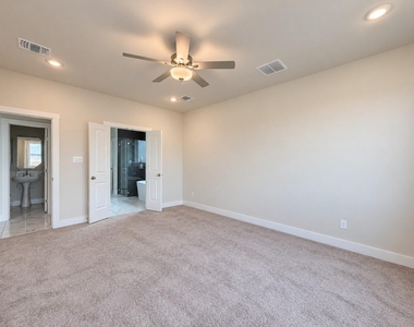 19124 Moreland Ln - Photo Thumbnail 15
