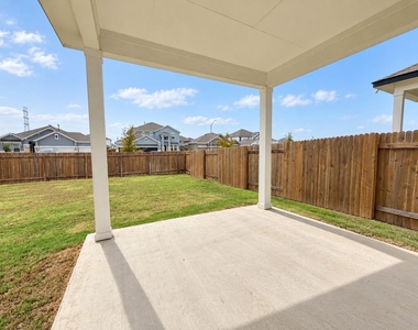 19124 Moreland Ln - Photo Thumbnail 31
