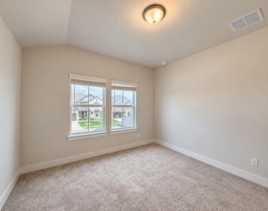 19124 Moreland Ln - Photo Thumbnail 24