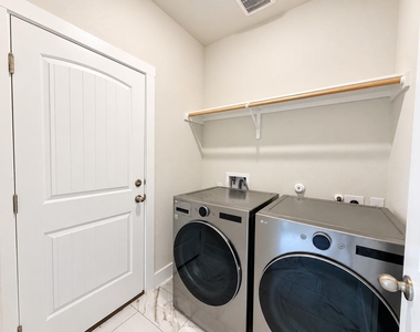 19124 Moreland Ln - Photo Thumbnail 34