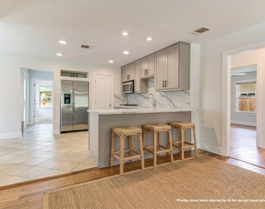1402 Romeria Dr - Photo Thumbnail 5
